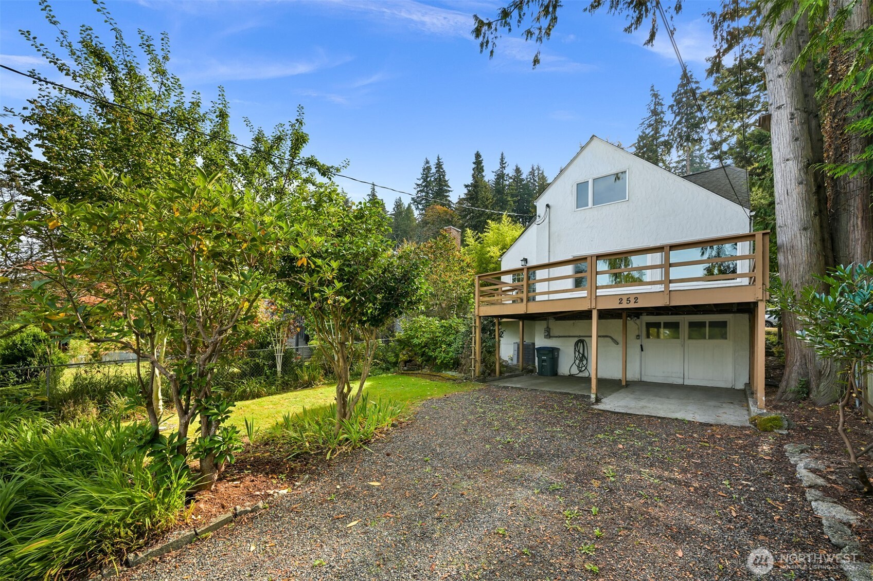 252 S Garden Street Property Photo 36