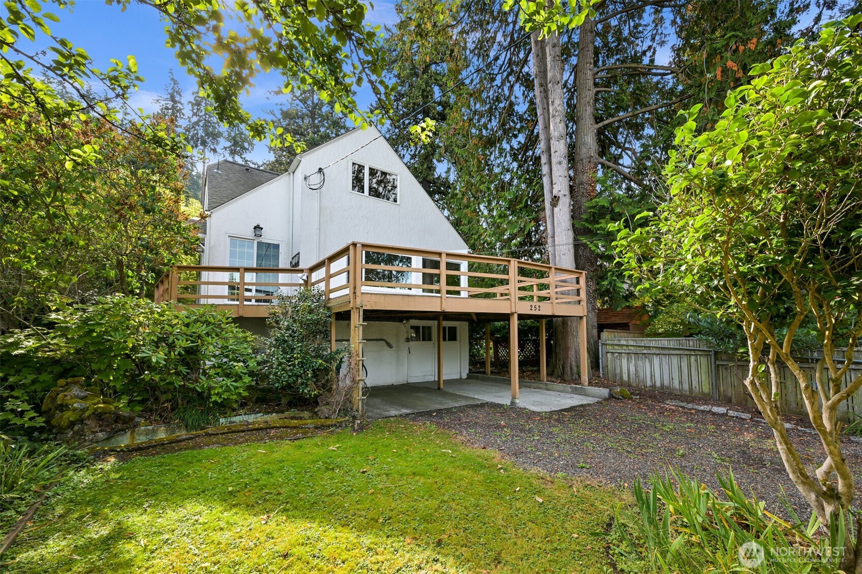 252 S Garden Street Property Photo 37