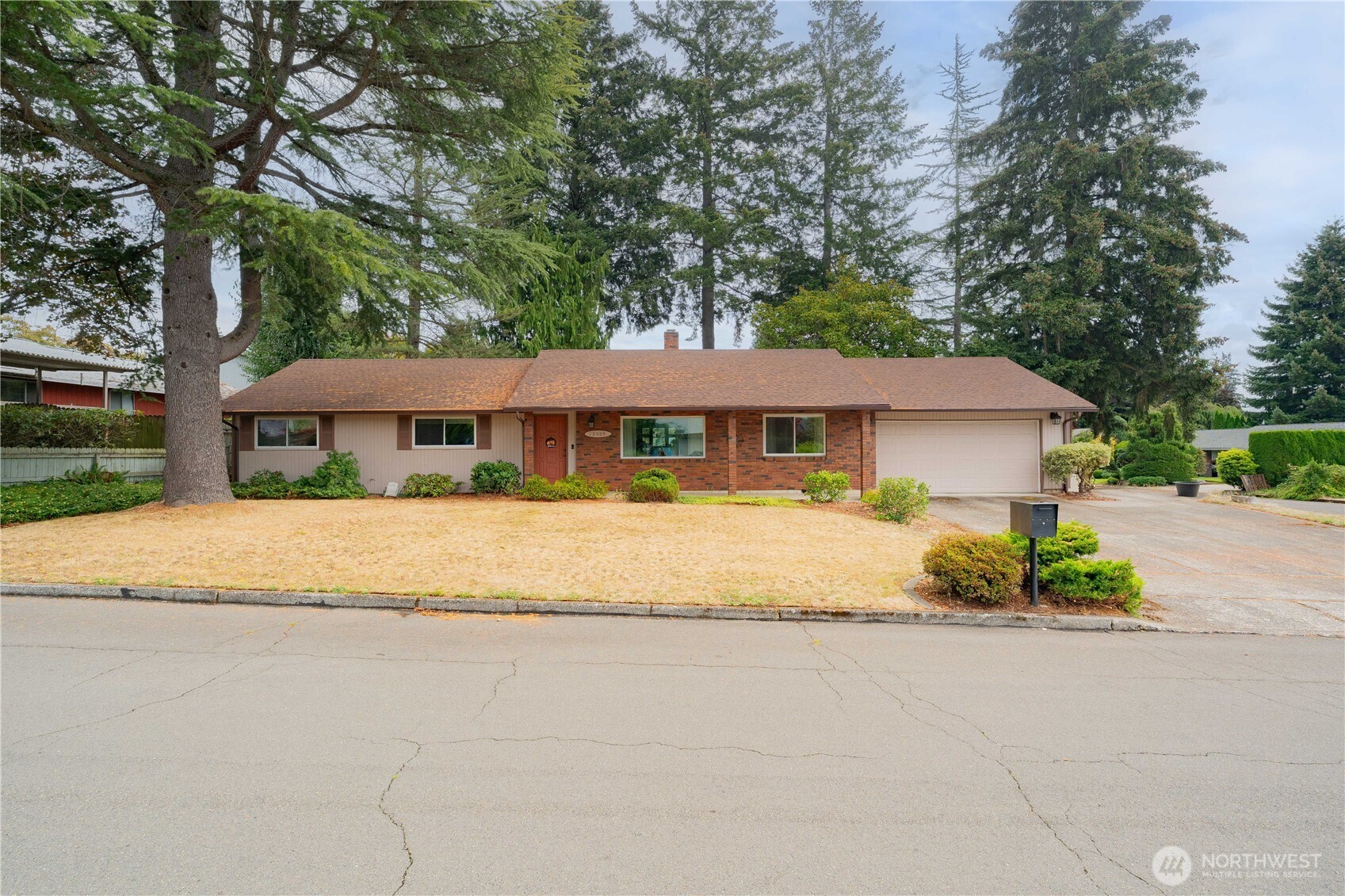 12509 Ne 13th Avenue Property Photo 1