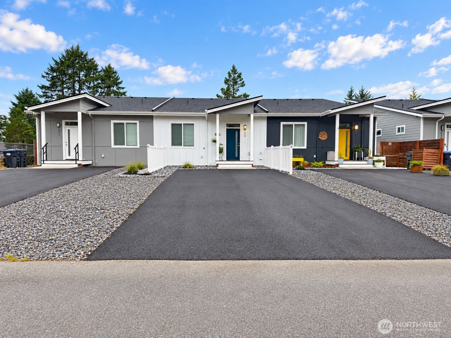 607 Sunset Avenue N8 Property Photo 2
