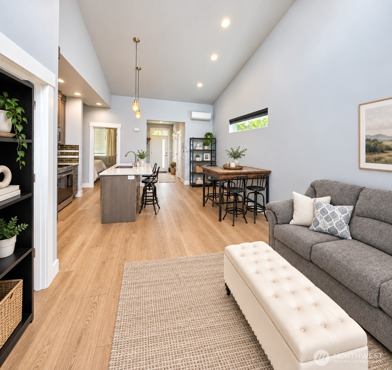 607 Sunset Avenue N8 Property Photo 8