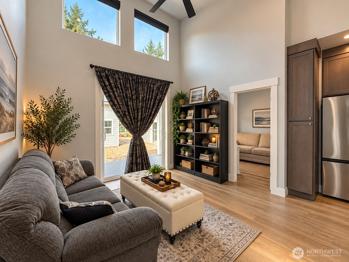 607 Sunset Avenue N8 Property Photo 11