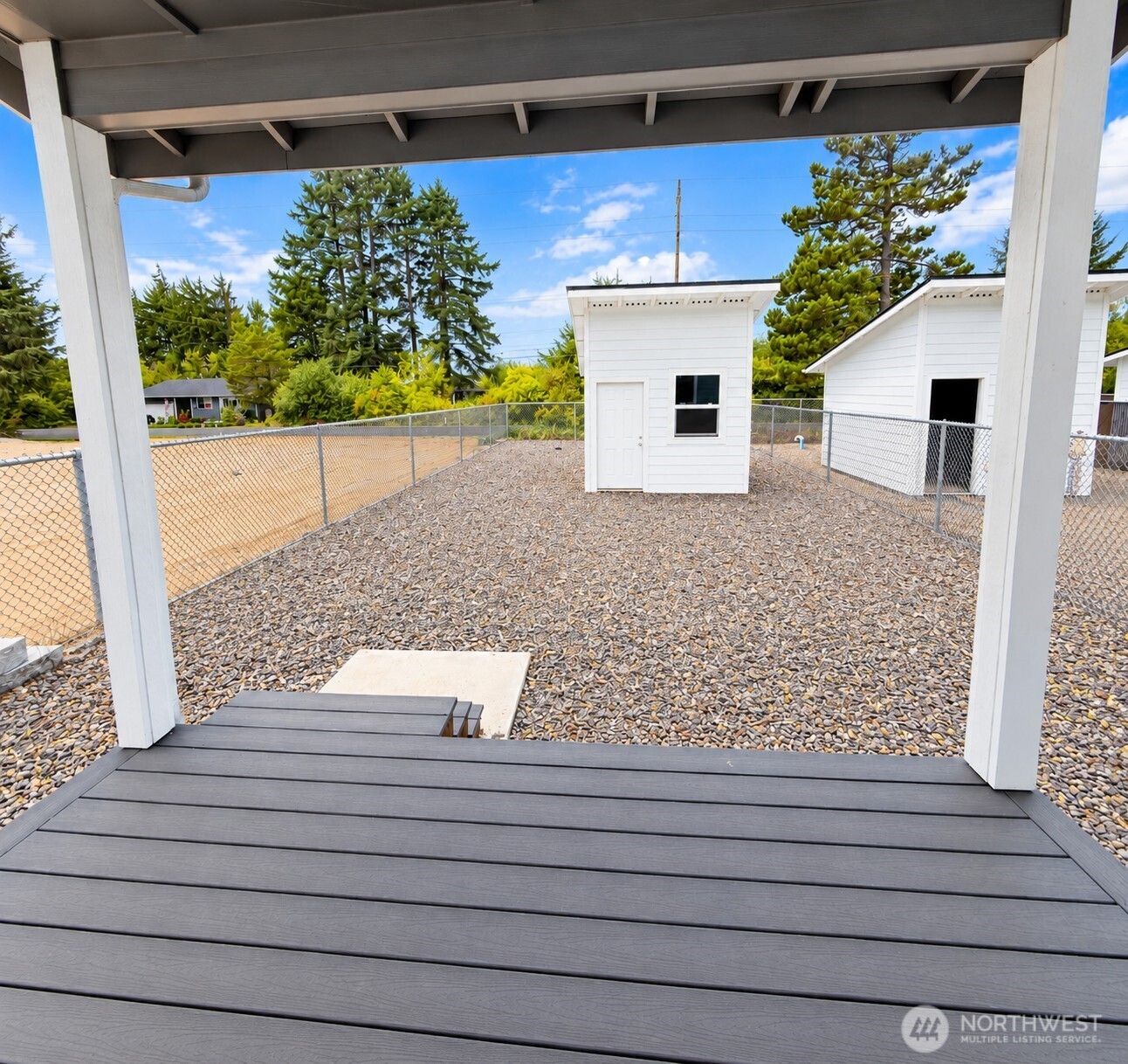 607 Sunset Avenue N8 Property Photo 23