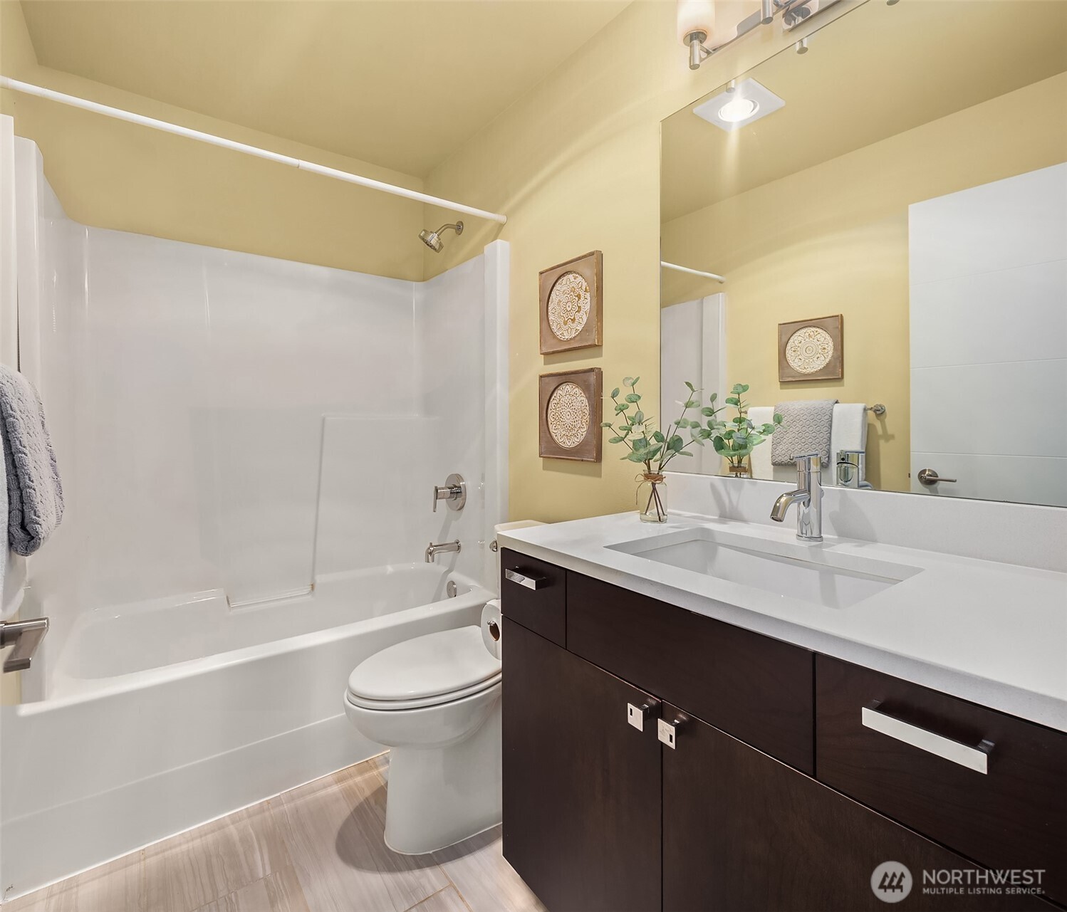 10363 Ashworth Avenue Property Photo 20