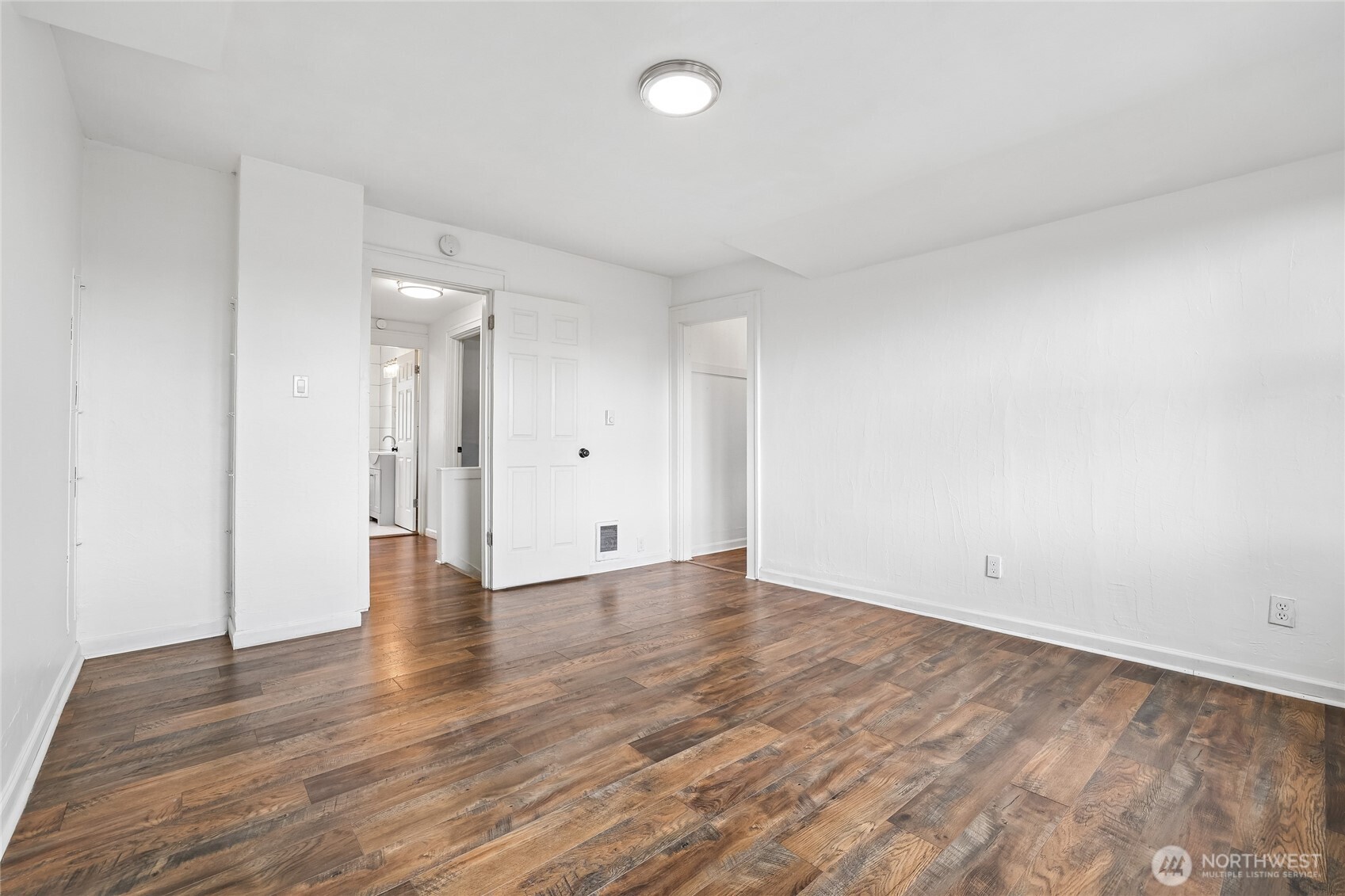 4545 5th Avenue Property Photo 12