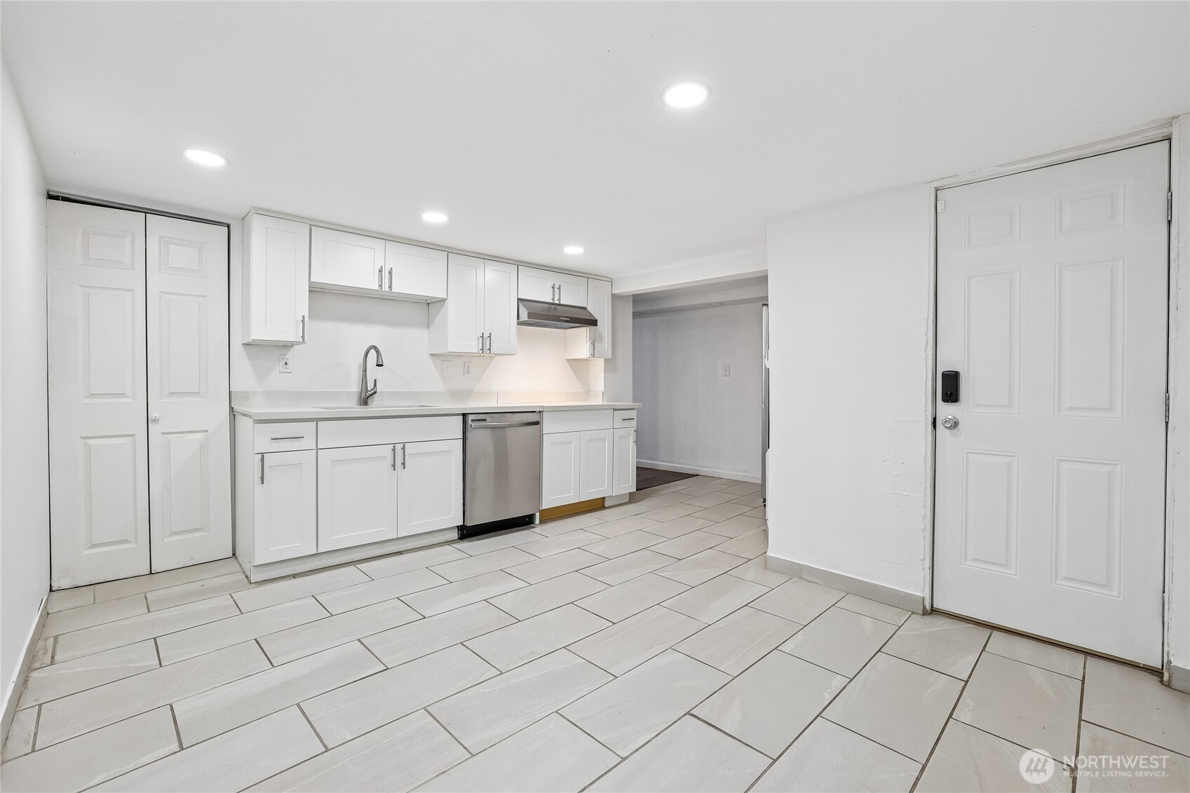 4545 5th Avenue Property Photo 20