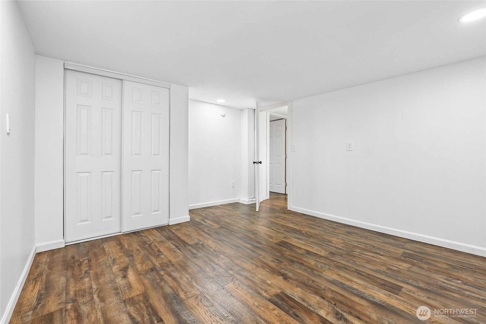 4545 5th Avenue Property Photo 25