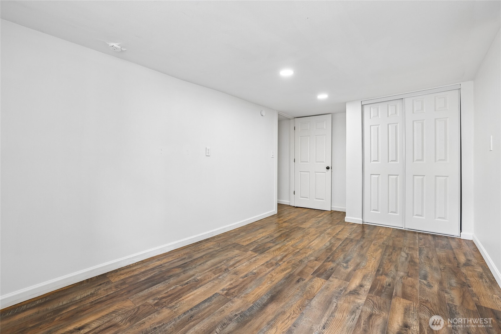 4545 5th Avenue Property Photo 27