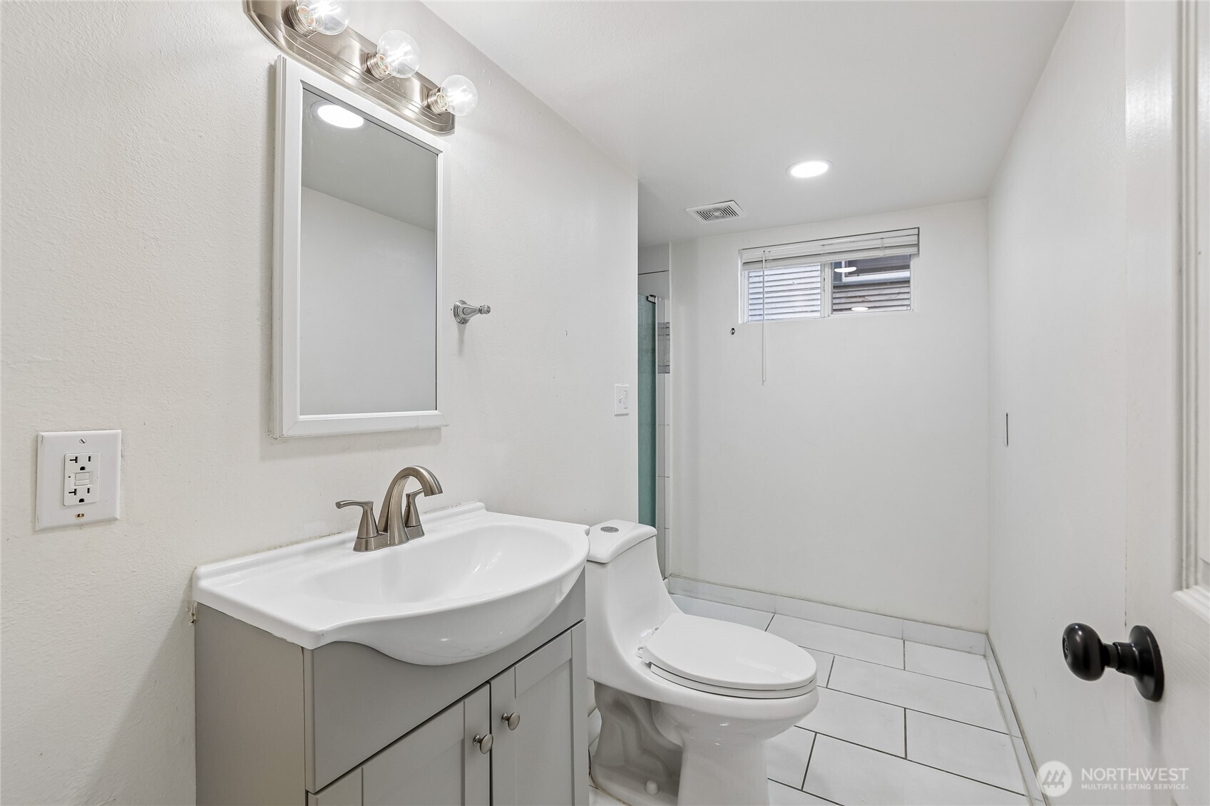 4545 5th Avenue Property Photo 28