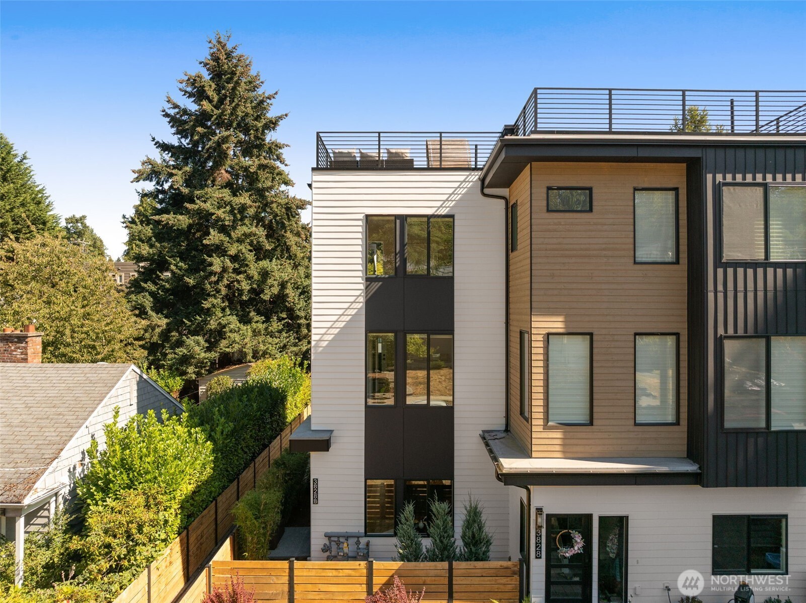 3828 35th Avenue #b Property Photo 1