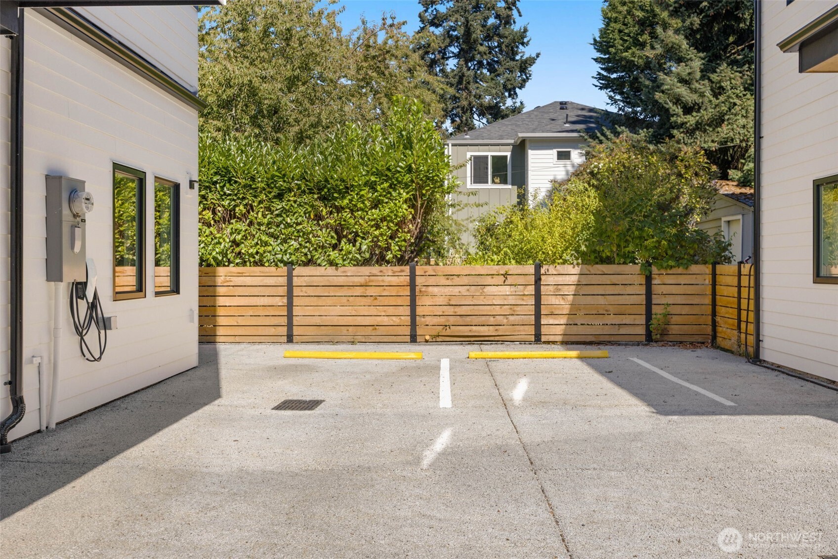 3828 35th Avenue #b Property Photo 6
