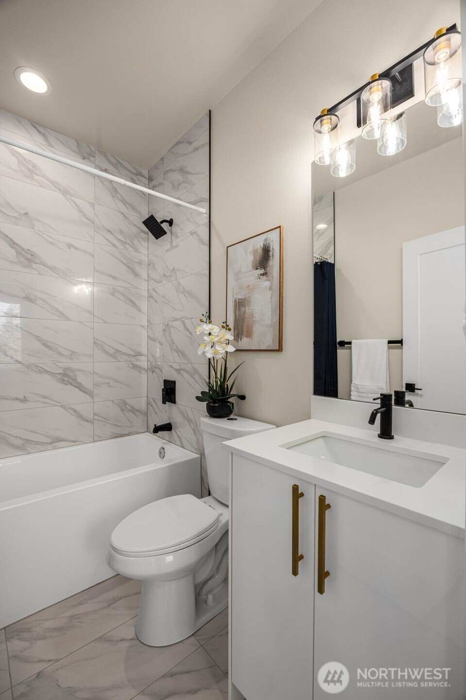 3828 35th Avenue #b Property Photo 16