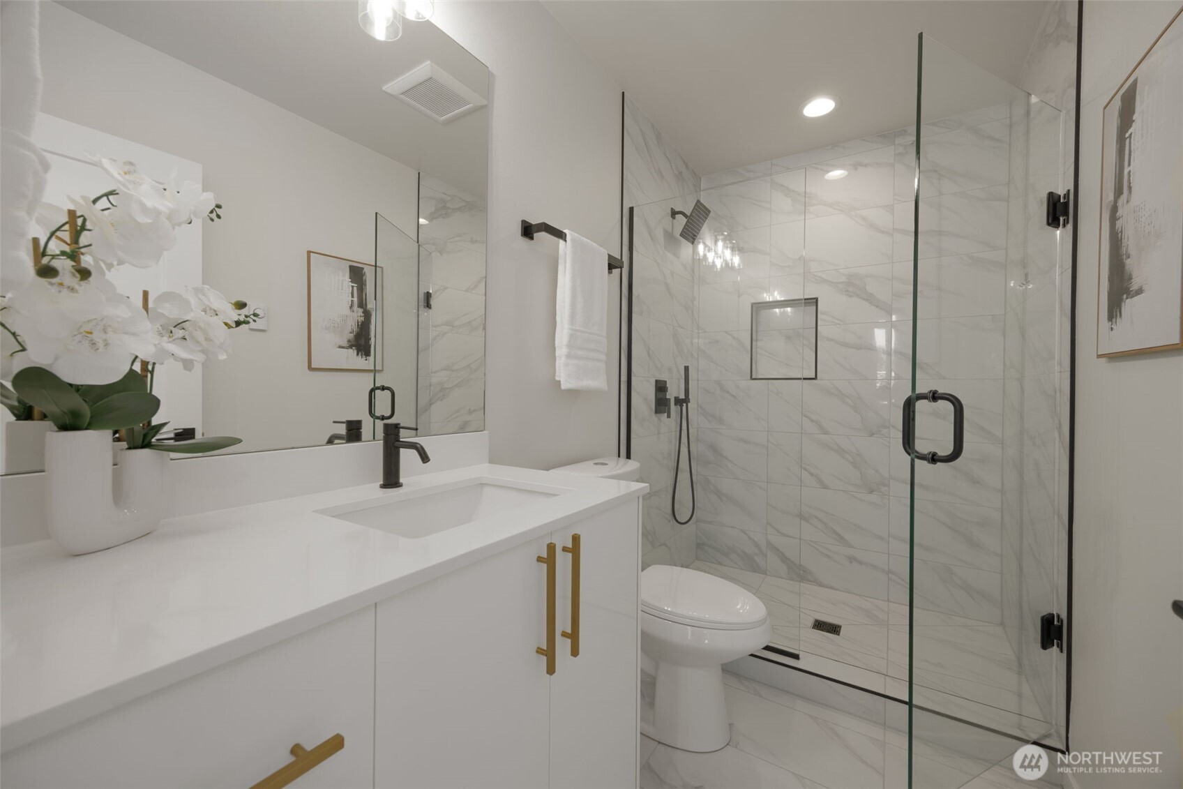 3828 35th Avenue #b Property Photo 20