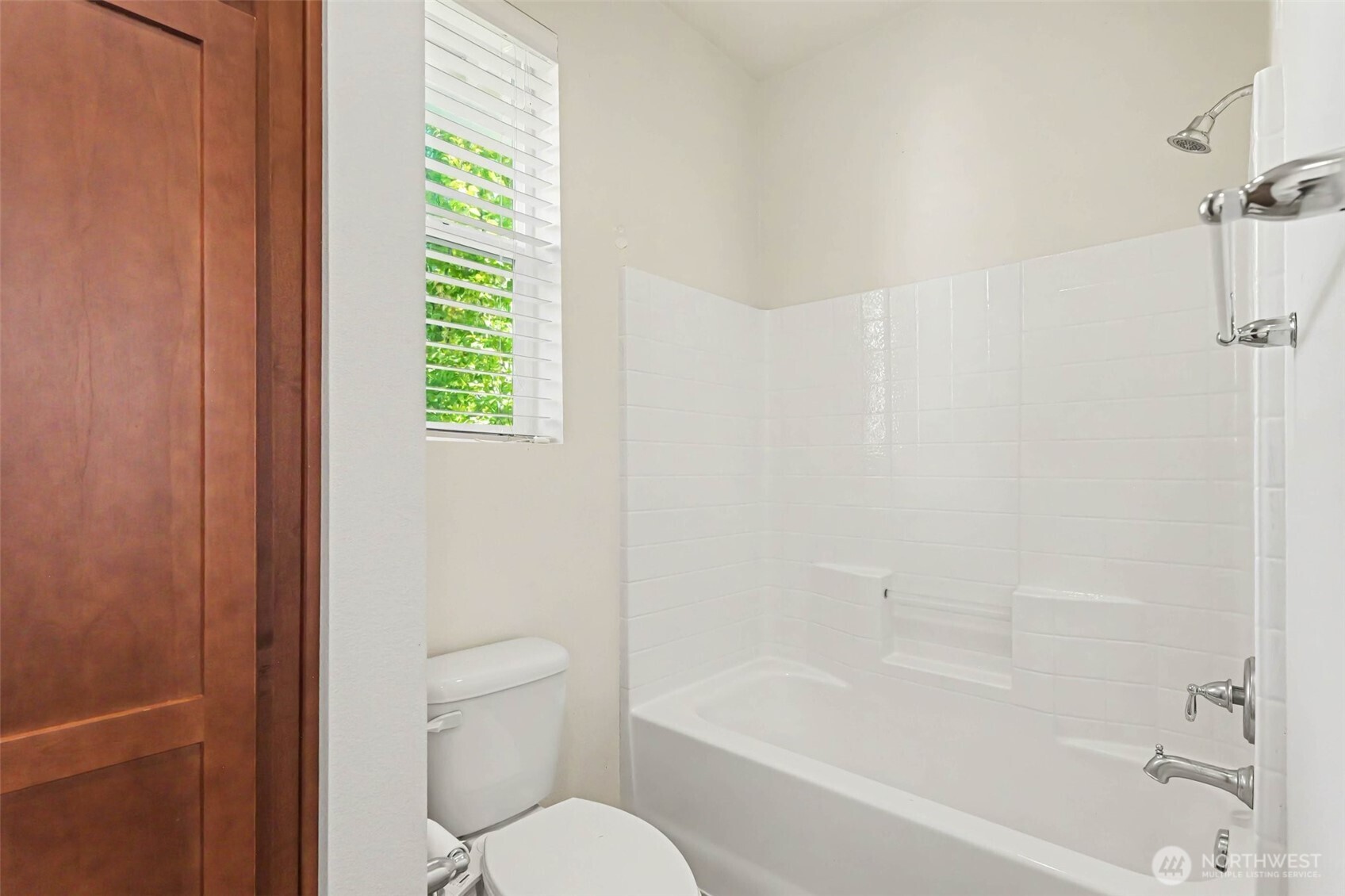 1423 Ne Hickory Lane Property Photo 24