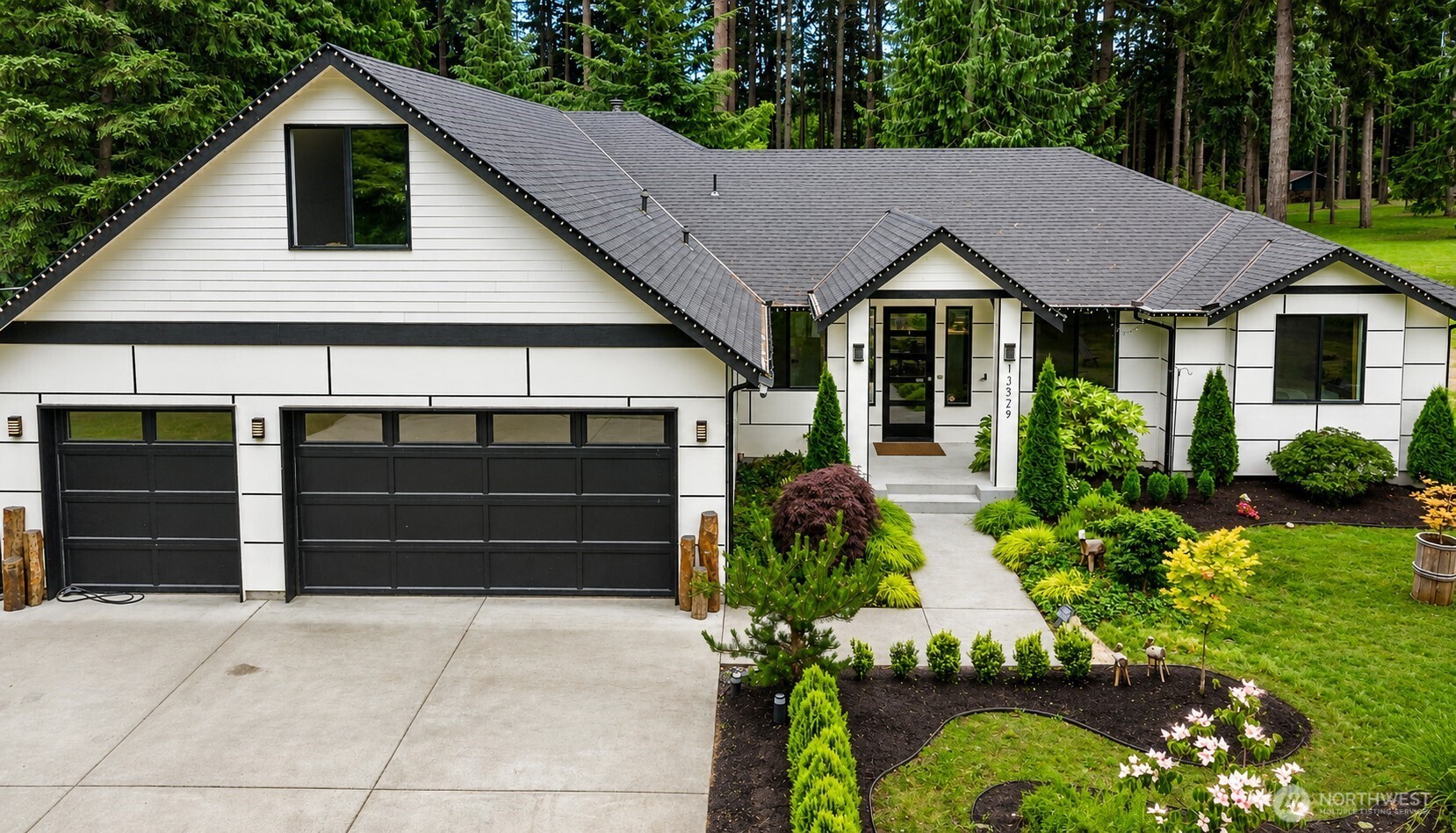 13529 Cascadian Way Property Photo 1