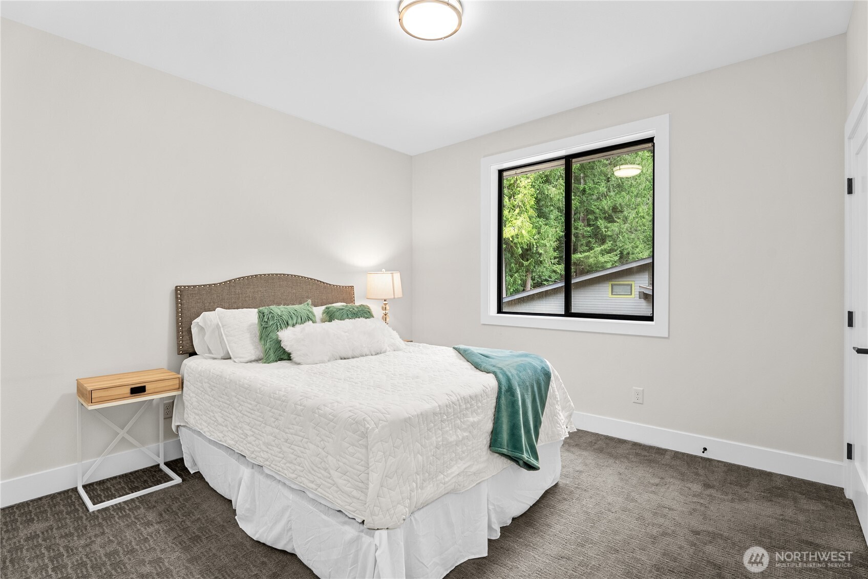 13529 Cascadian Way Property Photo 17