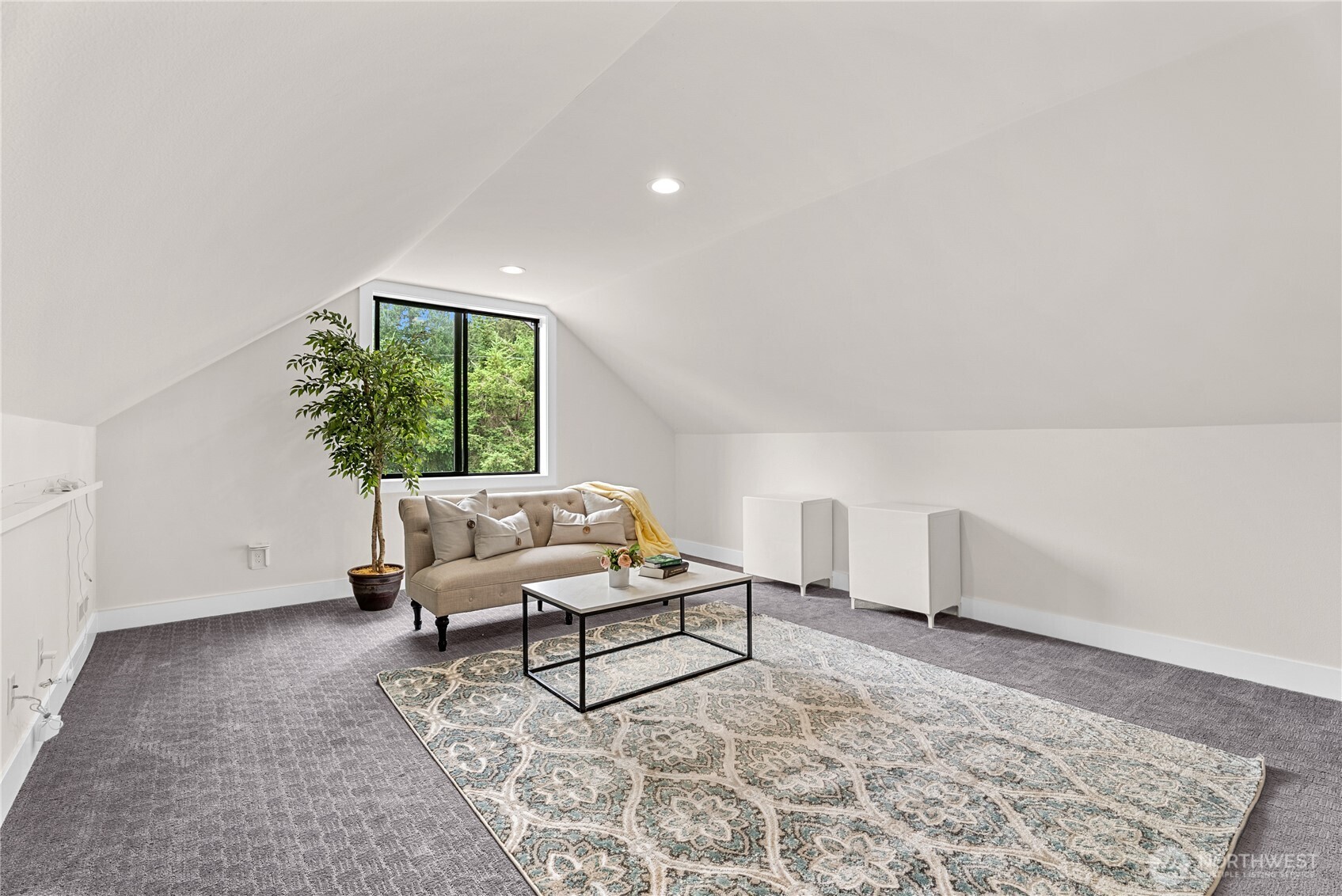 13529 Cascadian Way Property Photo 23