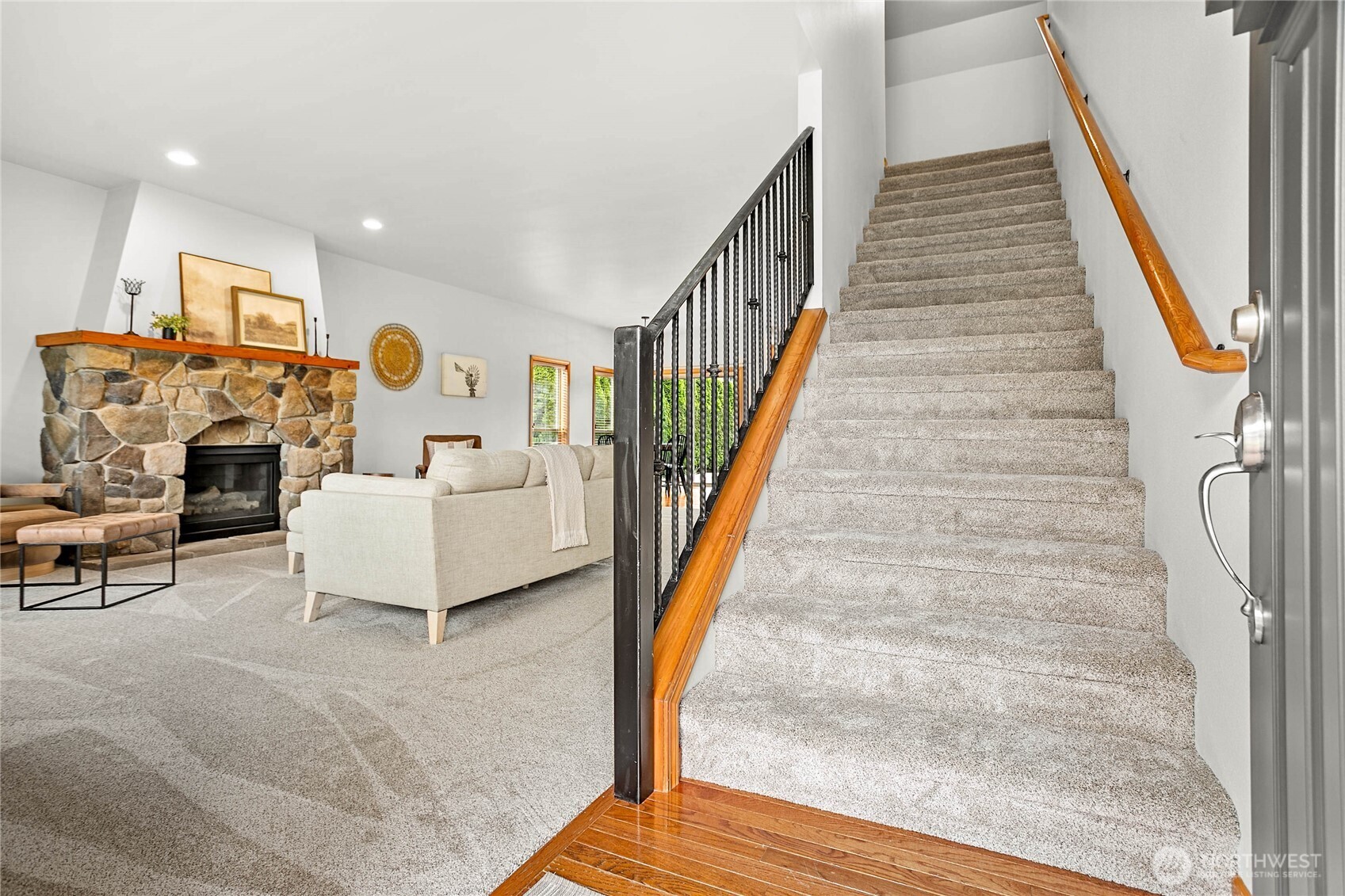 1451 Larkspur Street Property Photo 3