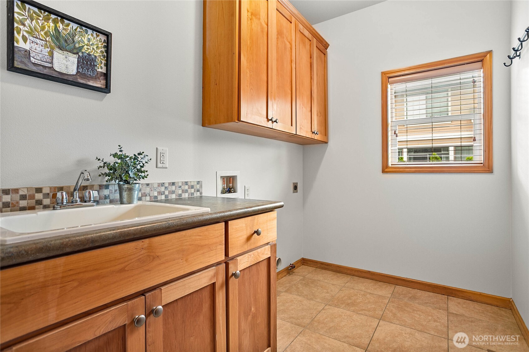 1451 Larkspur Street Property Photo 26