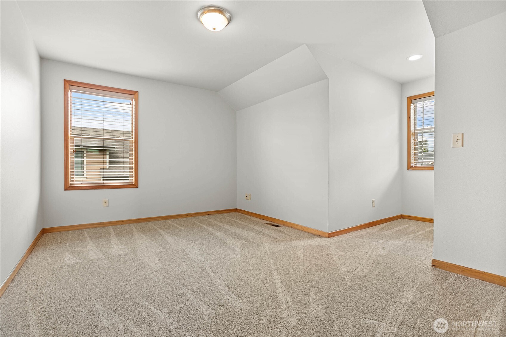 1451 Larkspur Street Property Photo 31