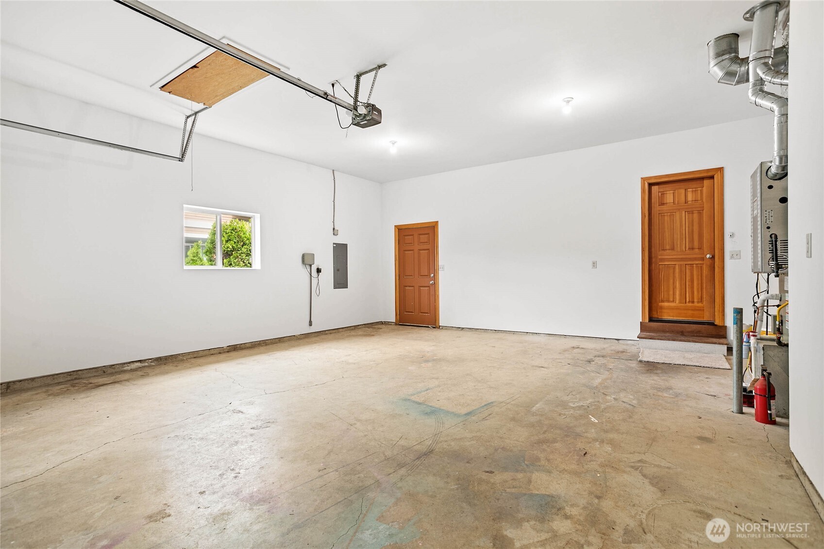 1451 Larkspur Street Property Photo 33