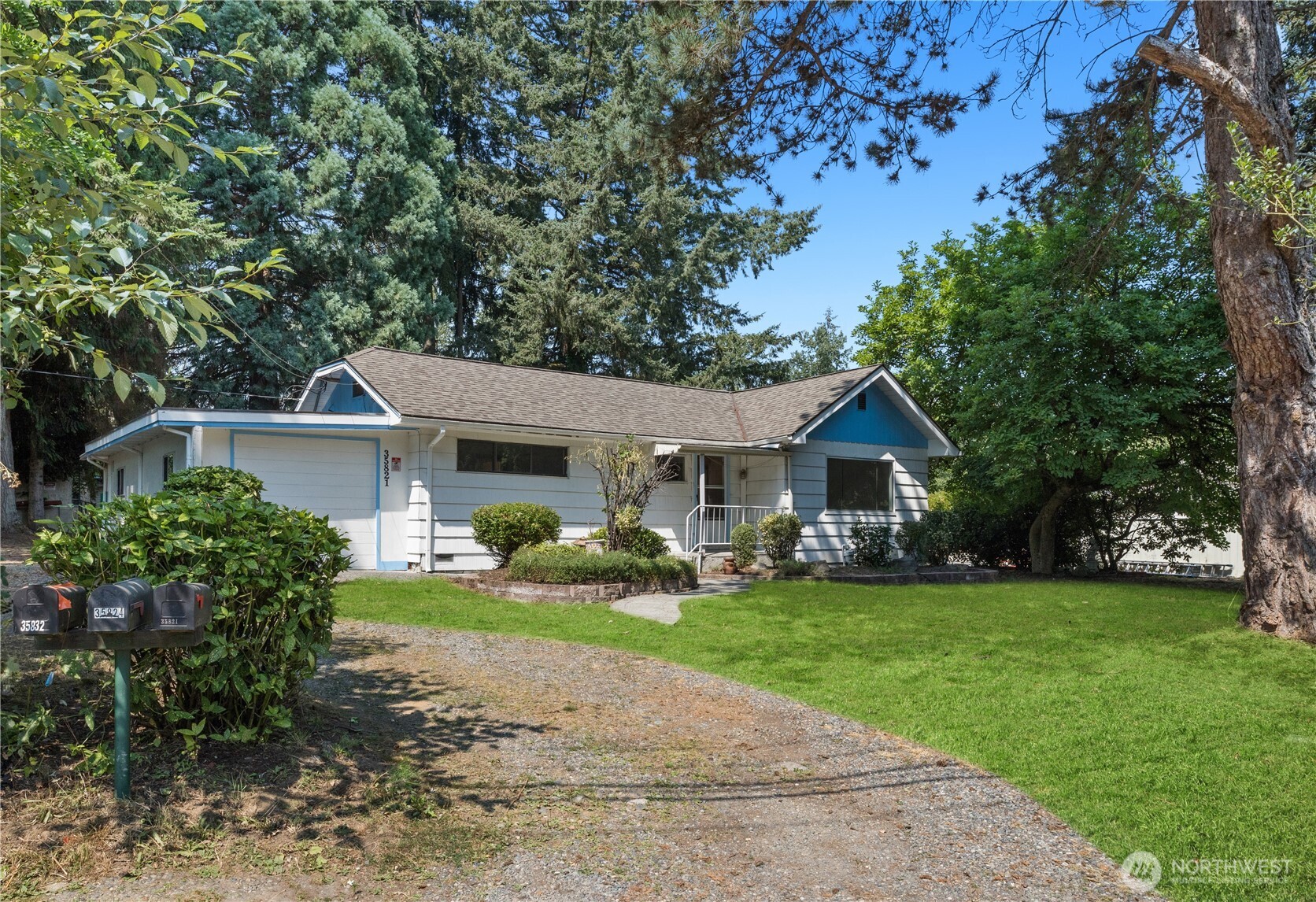 35821 Military Road Property Photo 2
