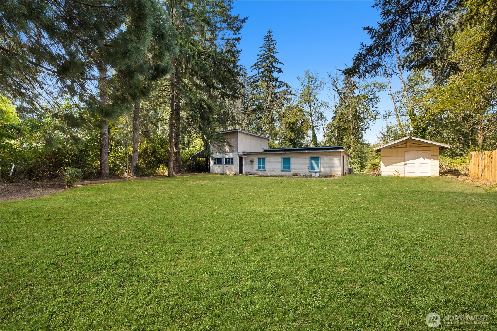 35821 Military Road Property Photo 6