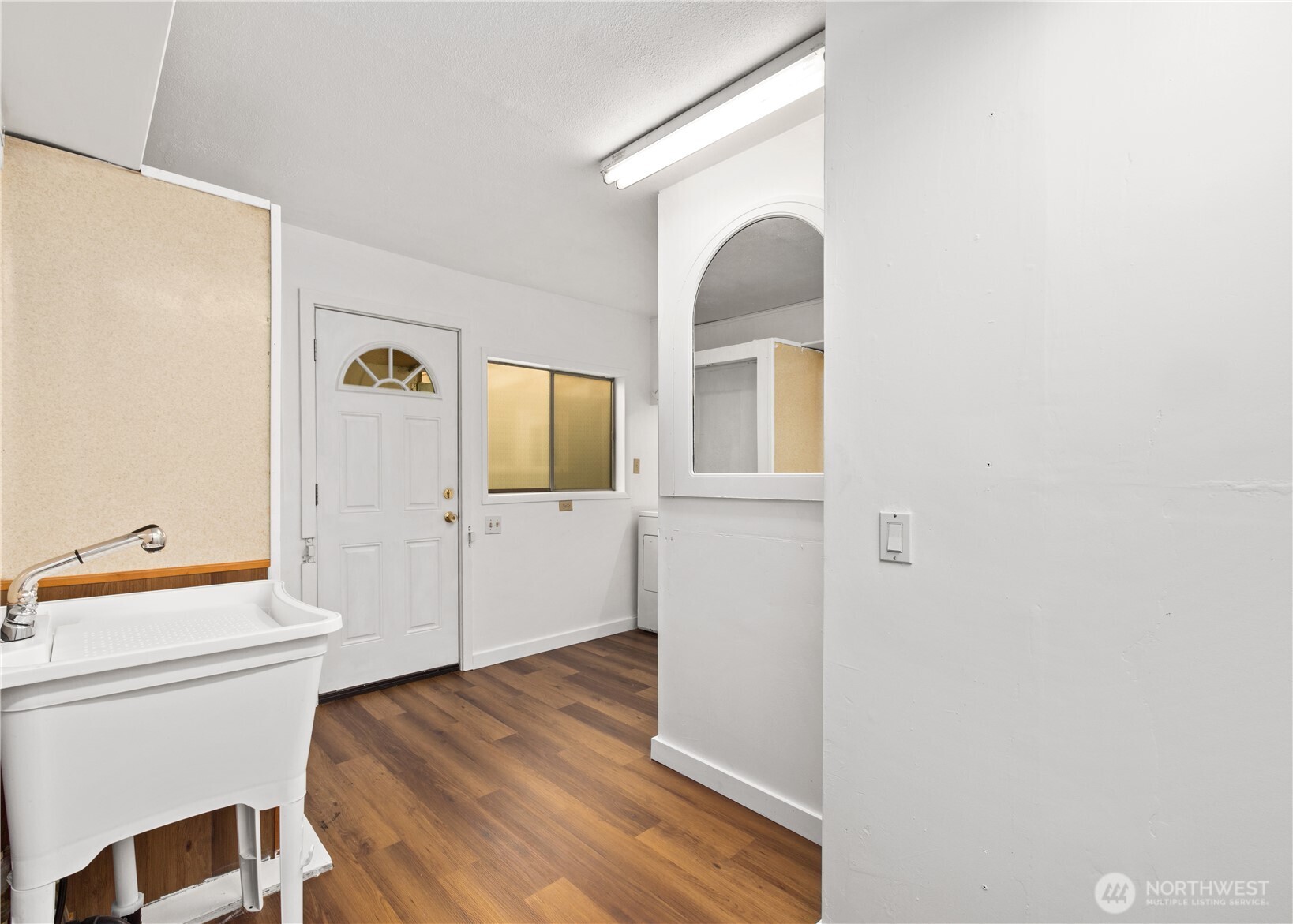 35821 Military Road Property Photo 17