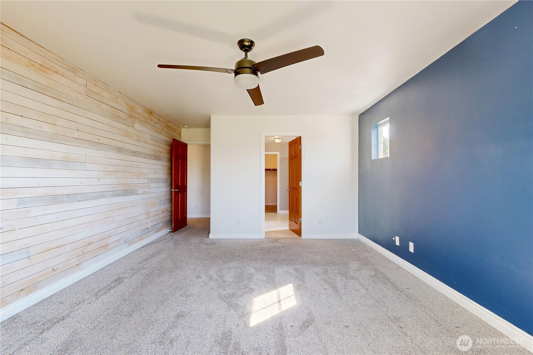 111 Chapelwood Avenue Property Photo 21