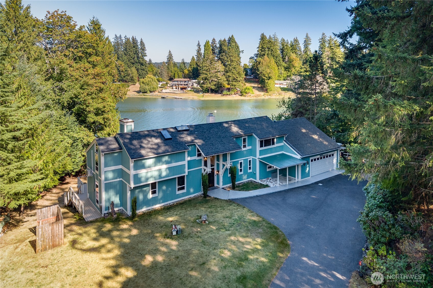 15678 Virginia Loop Road Property Photo 1
