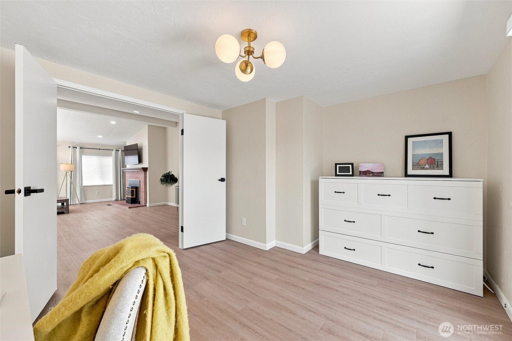 3802 James Street 38 Property Photo 16
