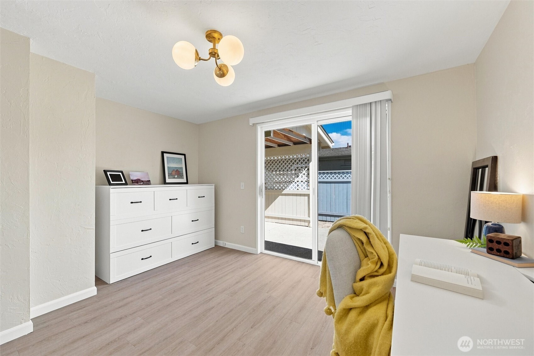 3802 James Street 38 Property Photo 17