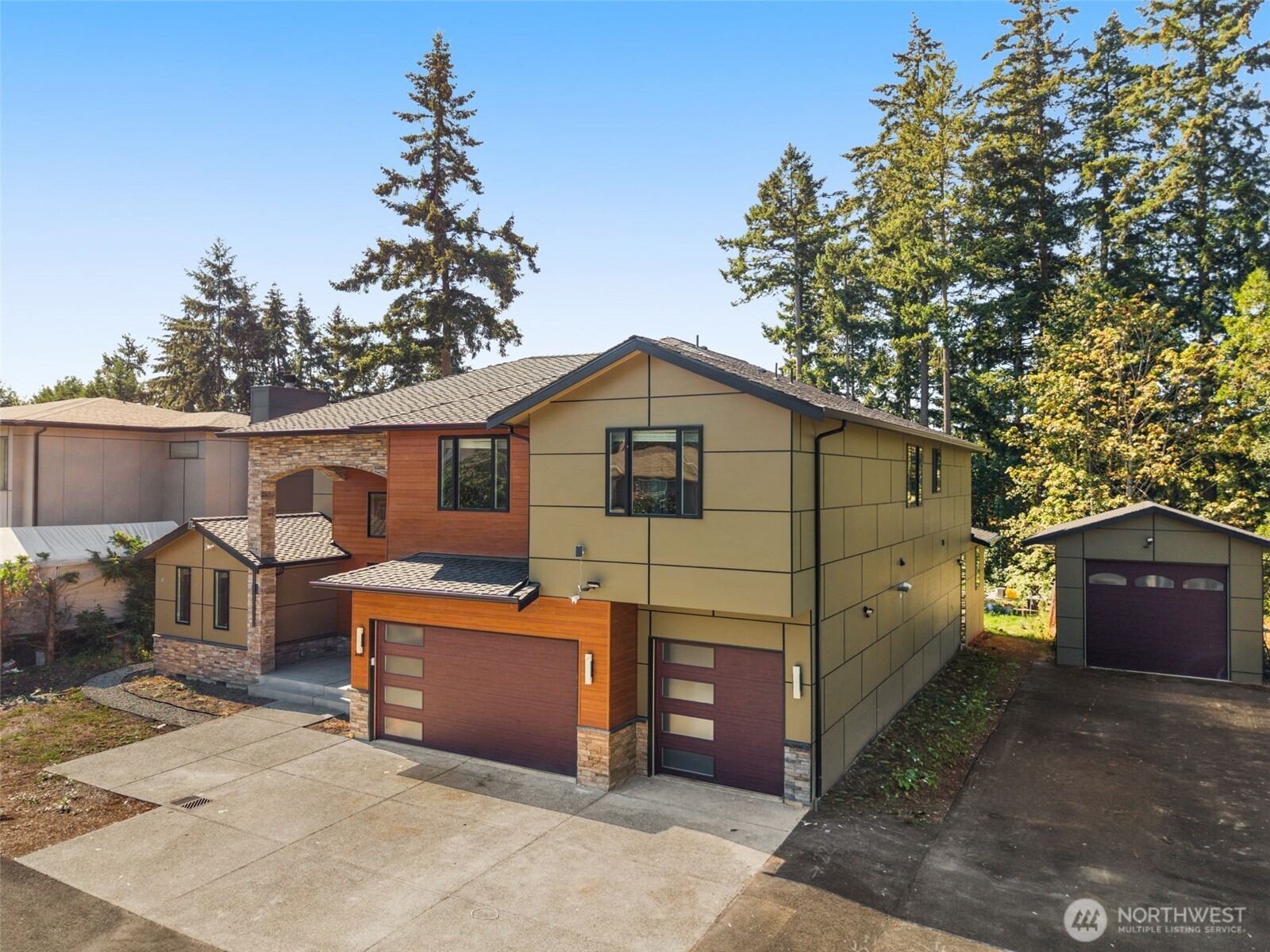 35101 27th Avenue Property Photo 3