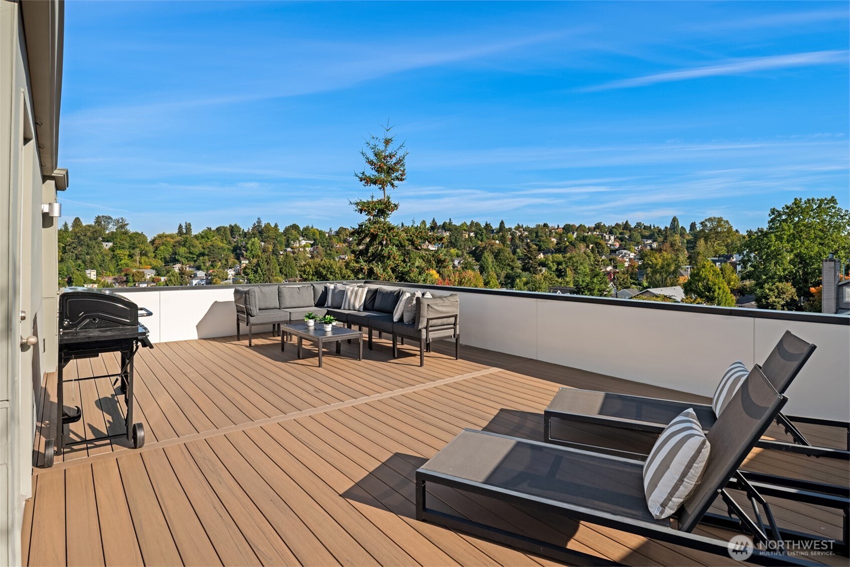 2612 E Denny Way Property Photo 25