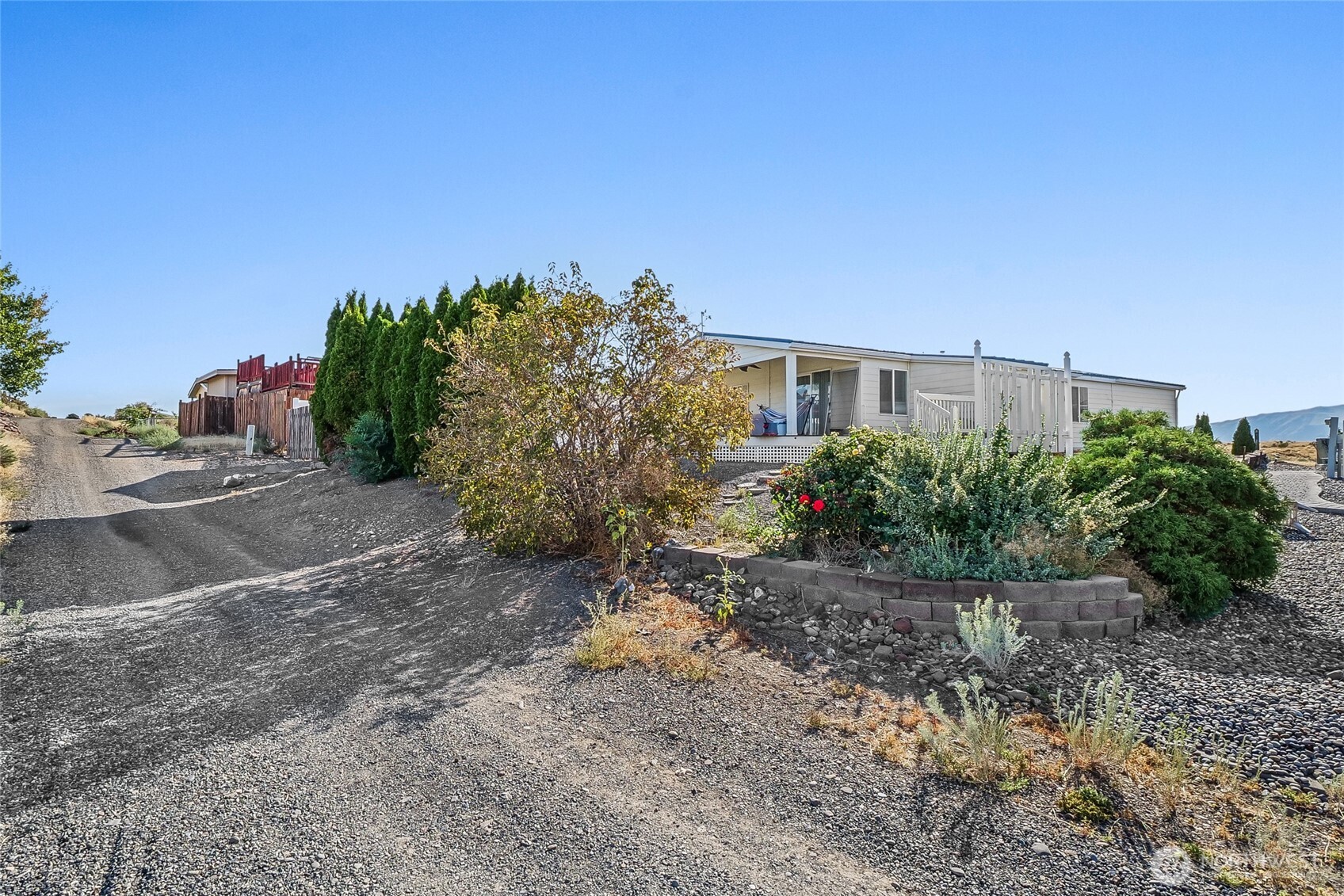 514 Sw Autumn Loop Property Photo 8
