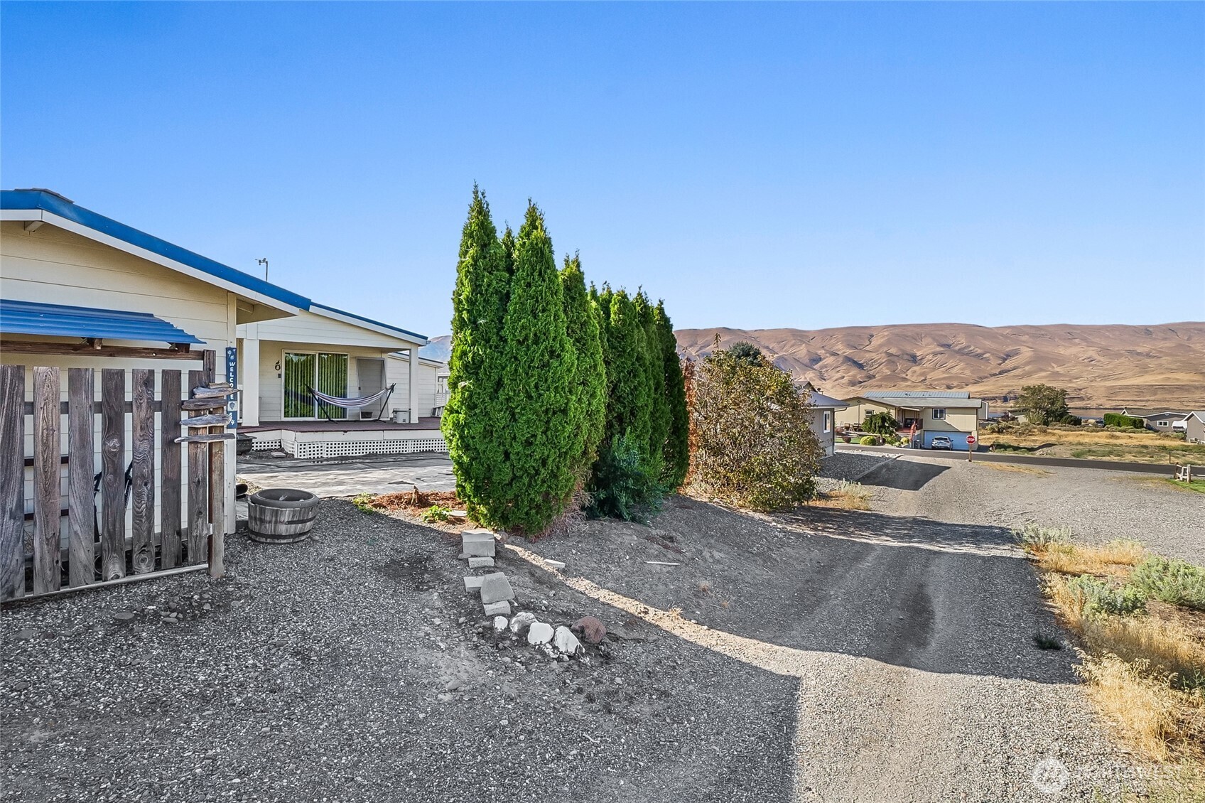 514 Sw Autumn Loop Property Photo 9