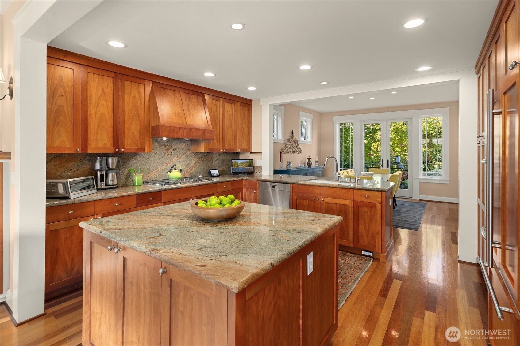284 Wood Avenue Property Photo 14