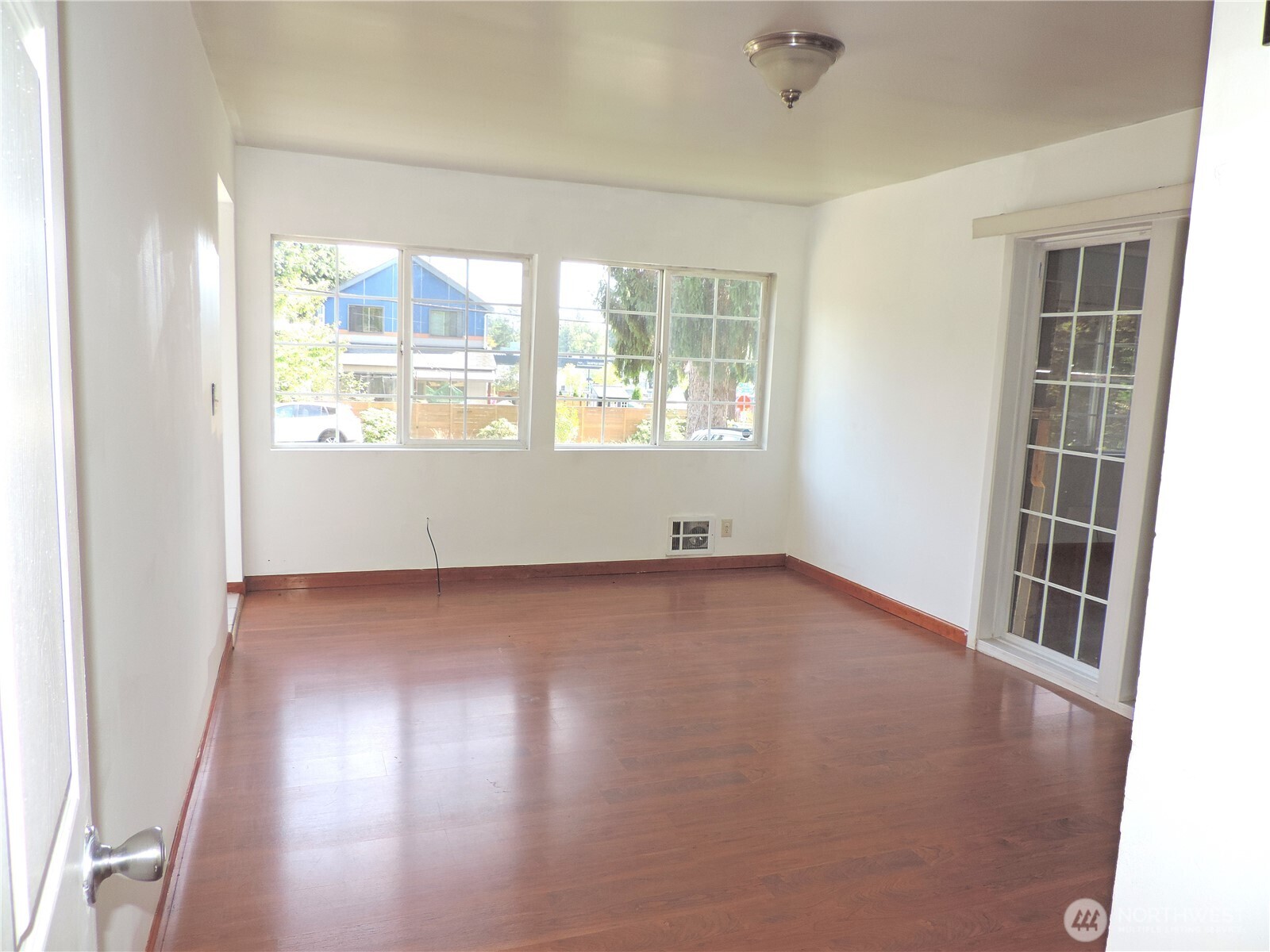 11709 26th Avenue Property Photo 11