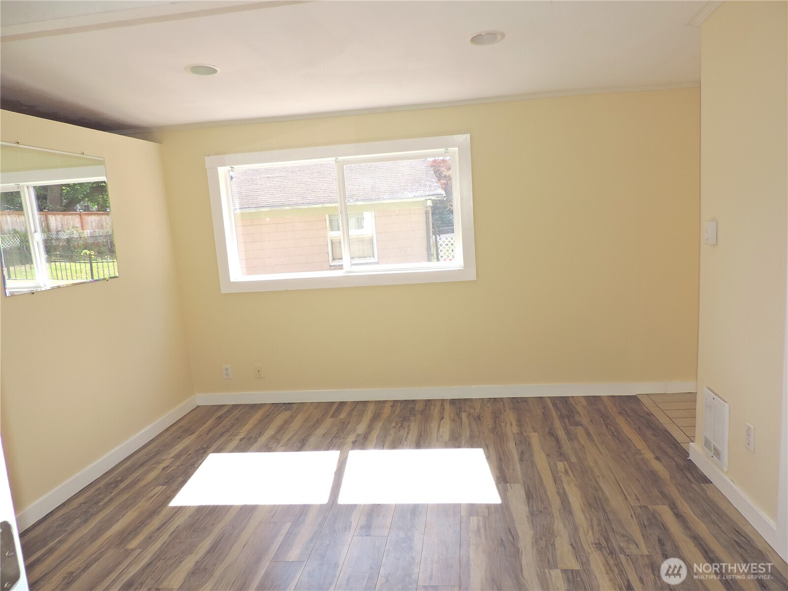 11709 26th Avenue Property Photo 14