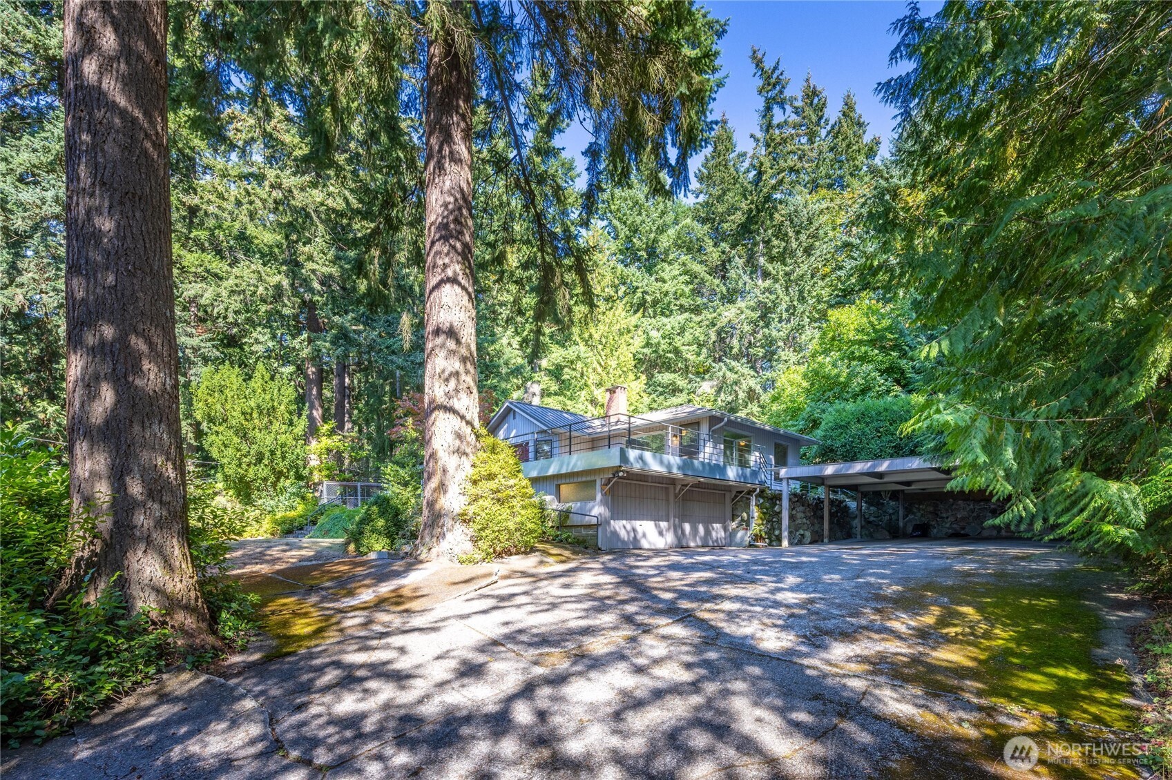 1801 38th Street Property Photo 2