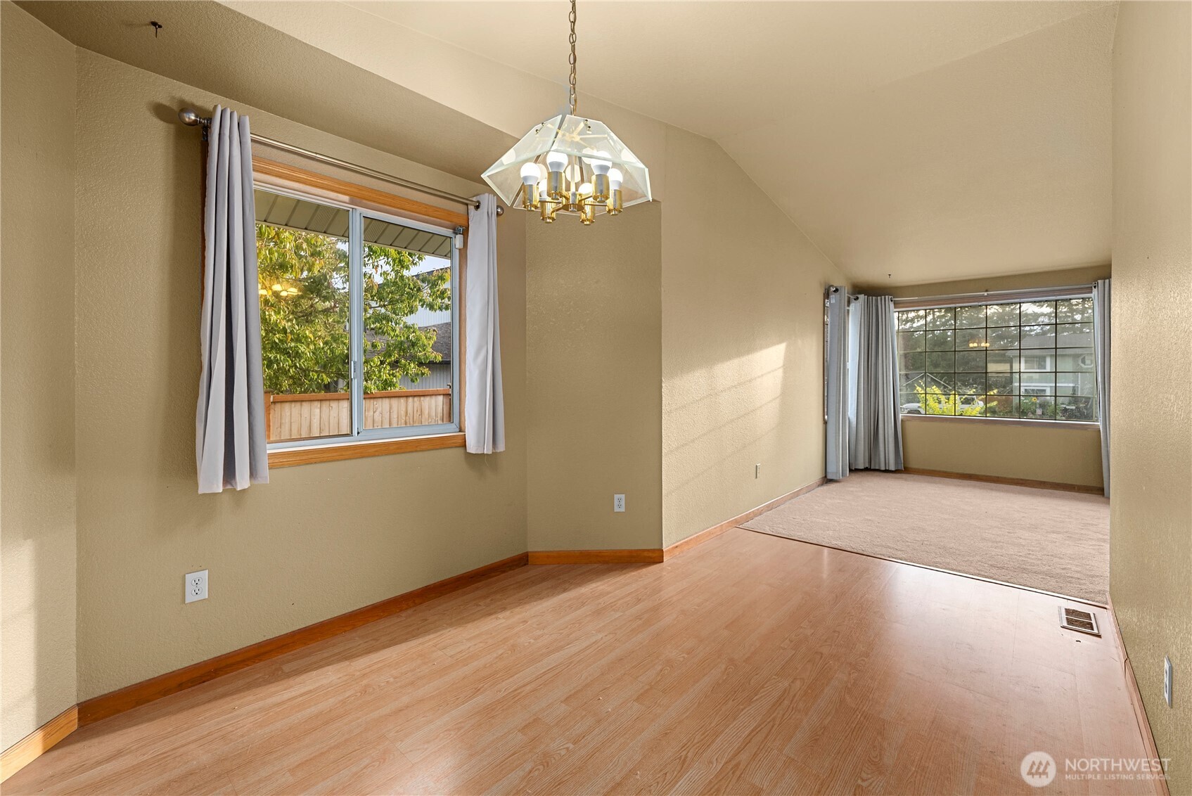 10129 C Street Property Photo 4