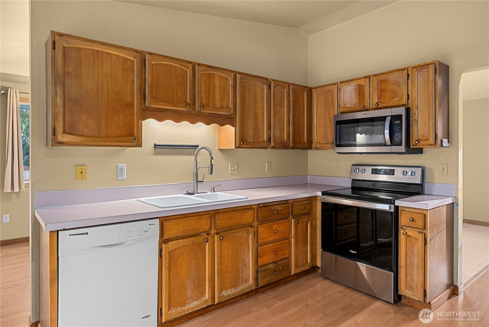 10129 C Street Property Photo 7