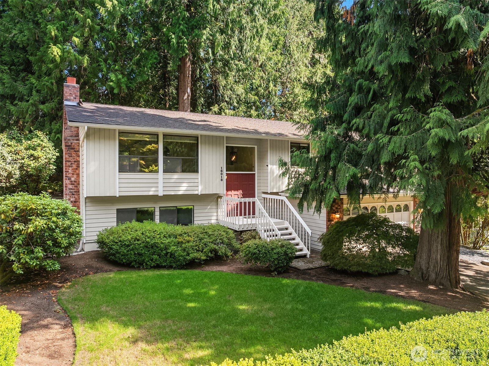 16018 197th Avenue Property Photo 1