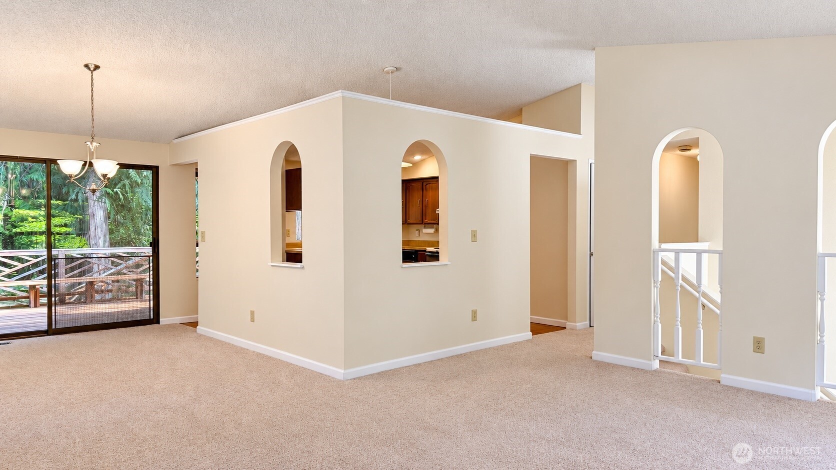 16018 197th Avenue Property Photo 5