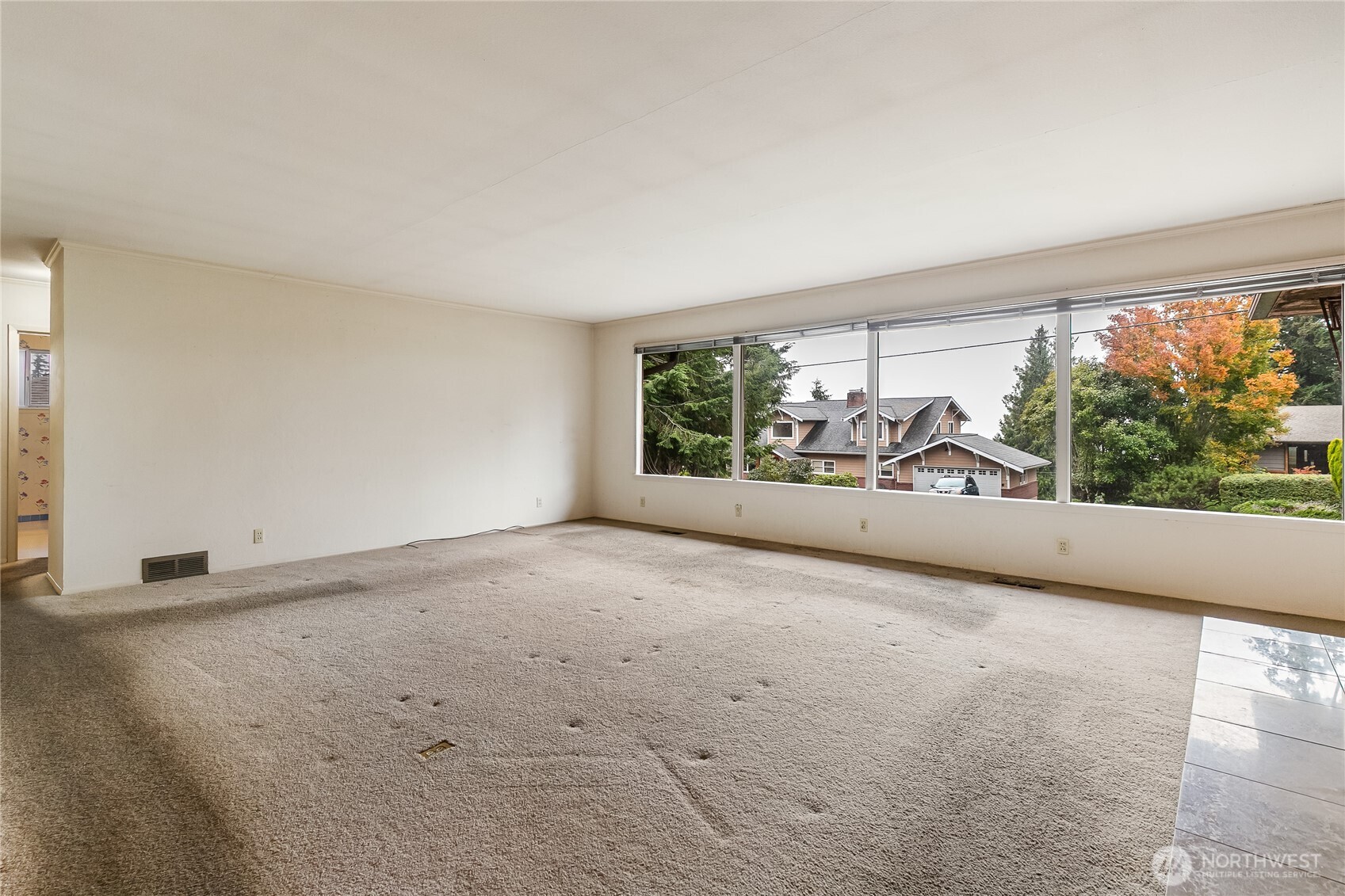 701 Highland Drive Property Photo 4