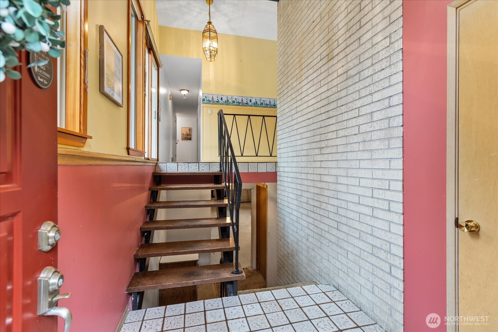 17207 76th Avenue Property Photo 4