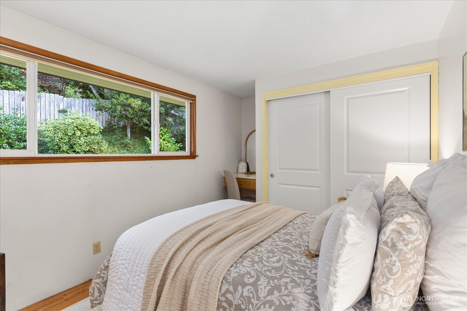 17207 76th Avenue Property Photo 20