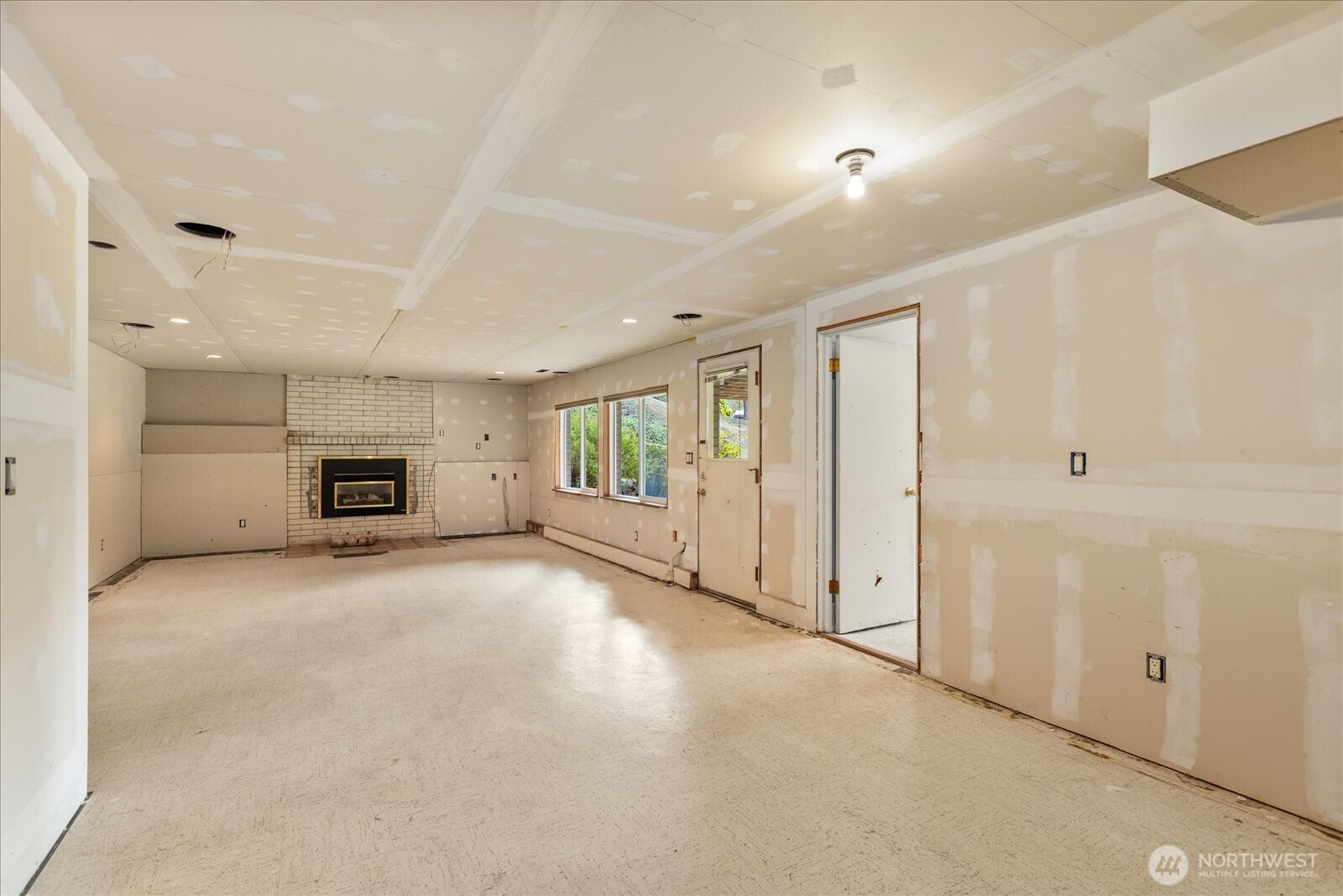 17207 76th Avenue Property Photo 24