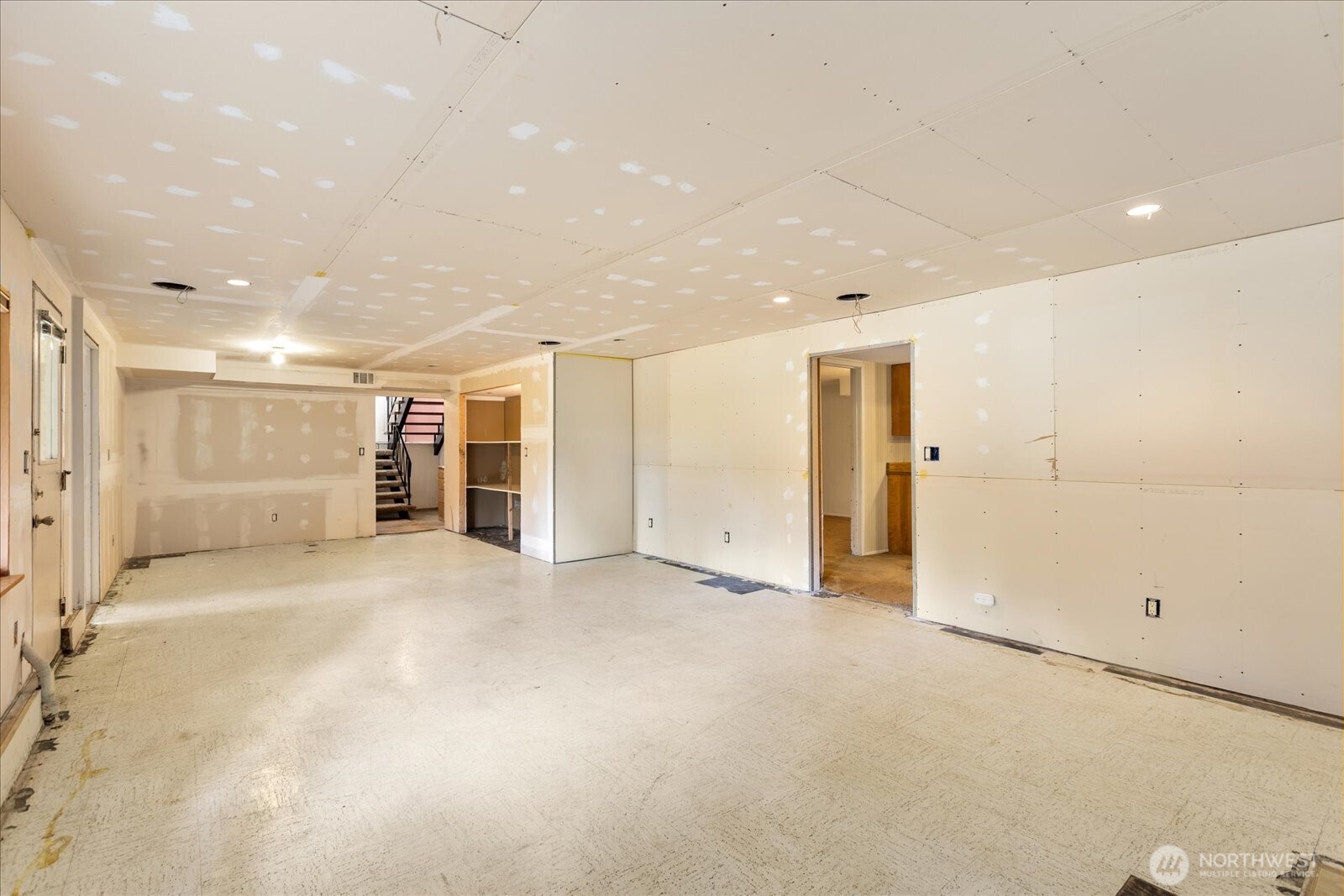 17207 76th Avenue Property Photo 25