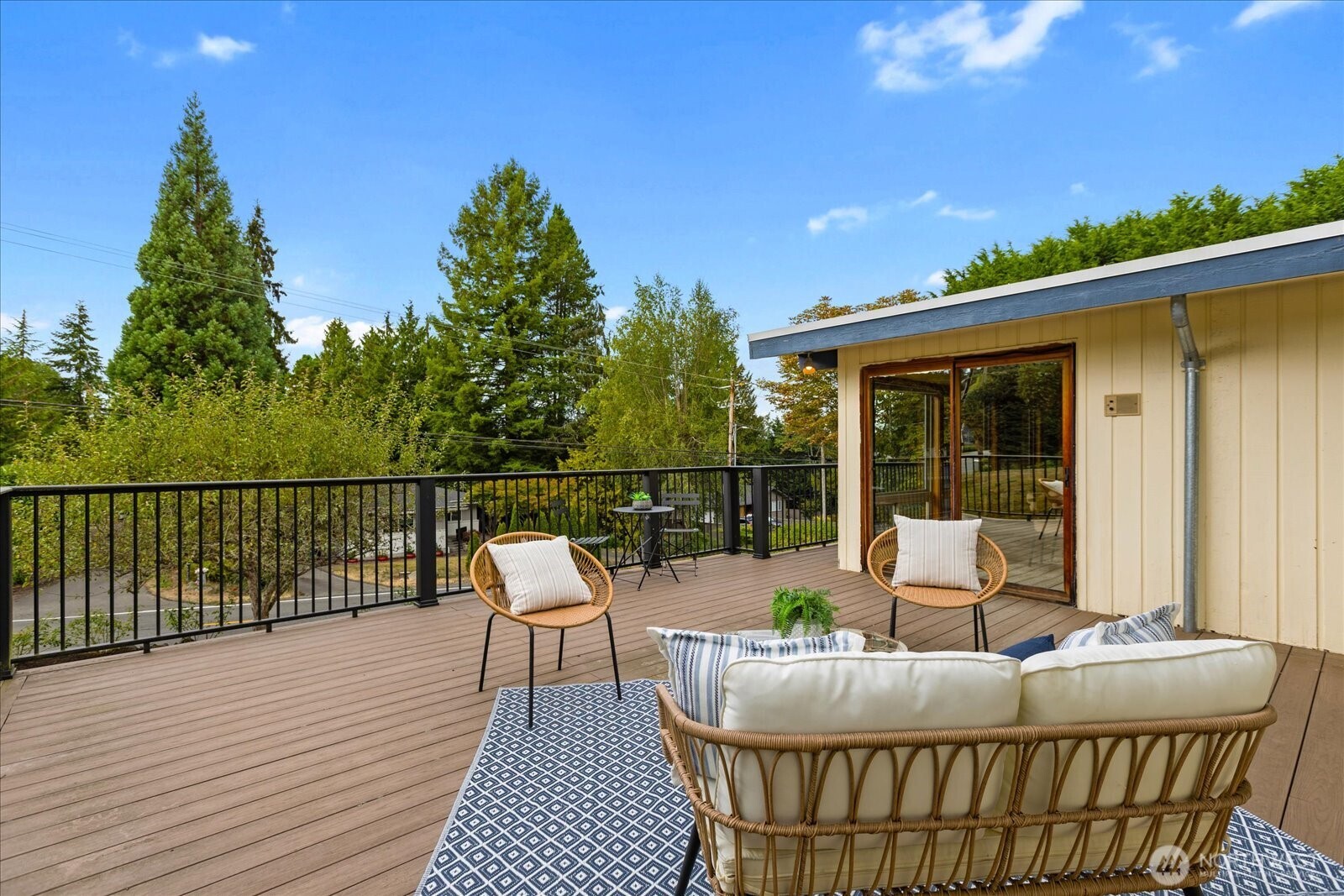 17207 76th Avenue Property Photo 29